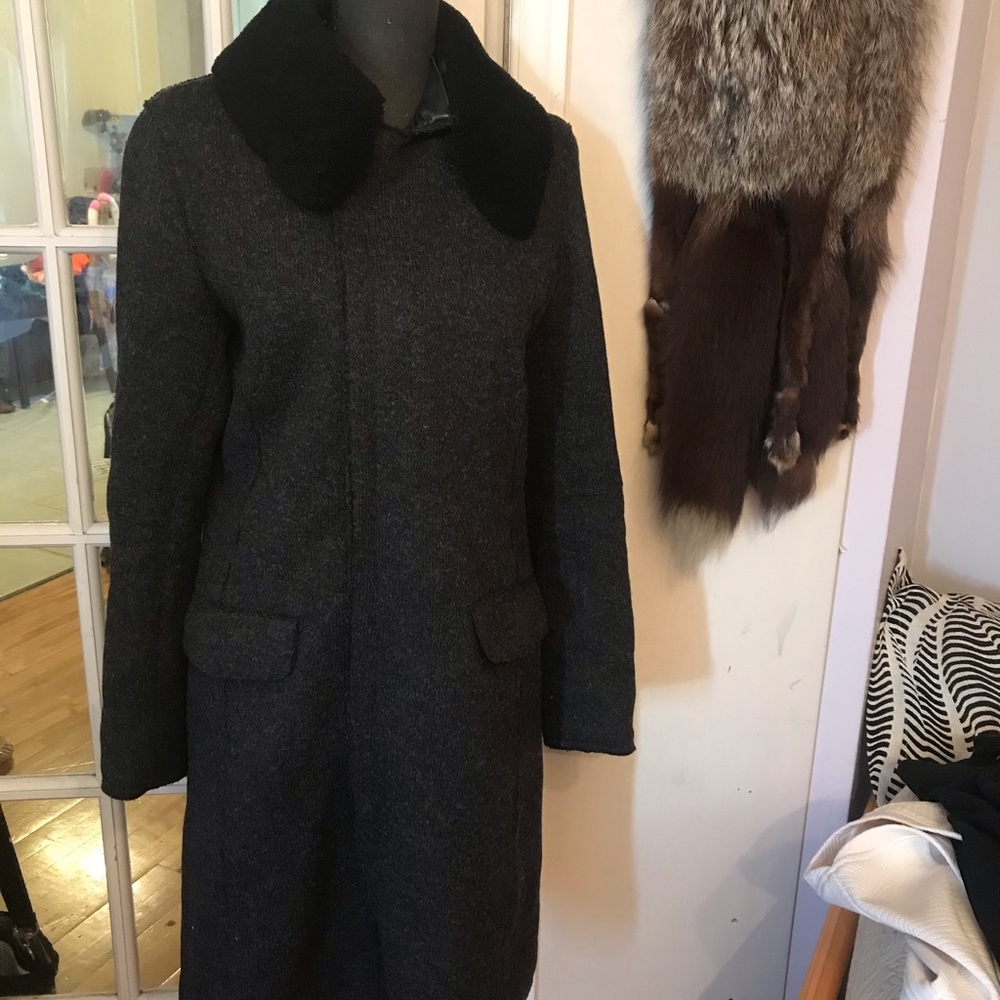 M0851 wool blend jacket size M  black and gray